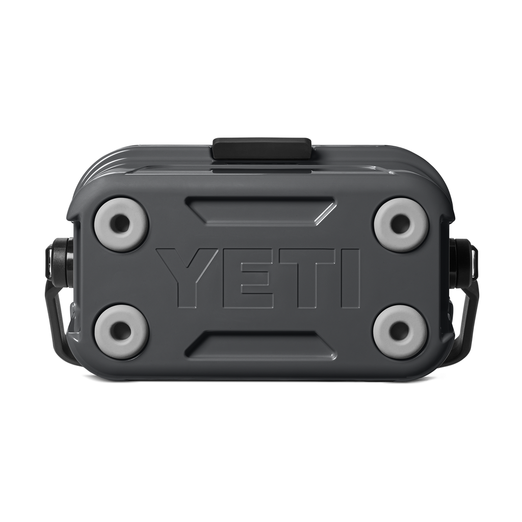 Roadie® 8 Cool Box