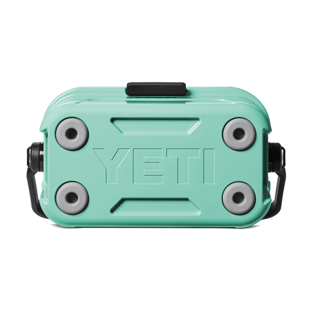 Roadie® 8 Cool Box