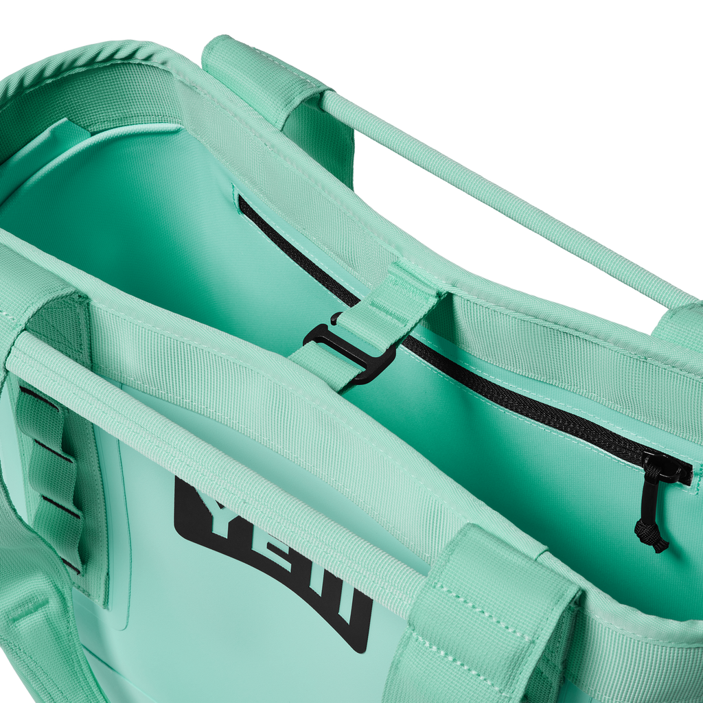 Camino® 20 Carryall Tote Bag