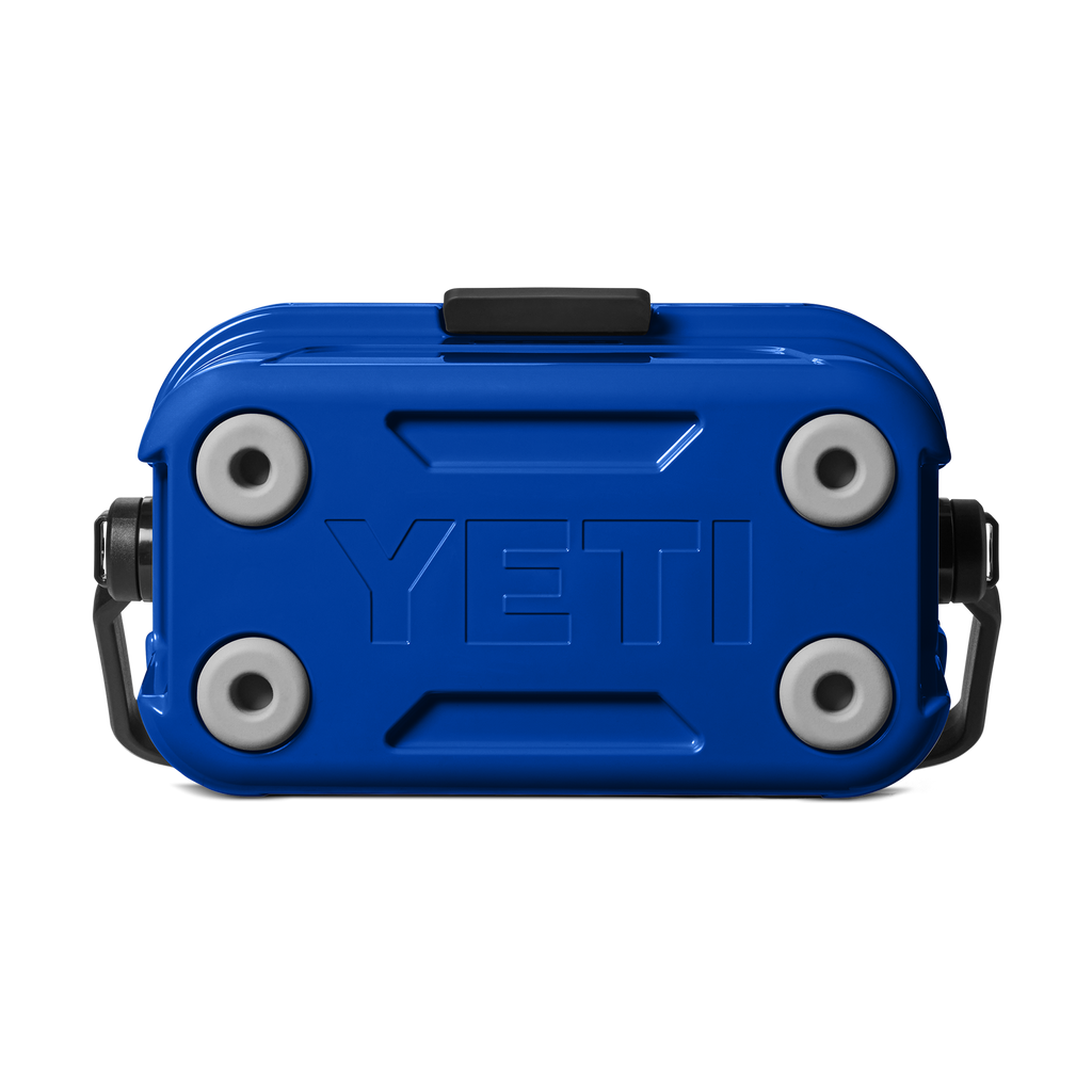 Roadie® 8 Cool Box