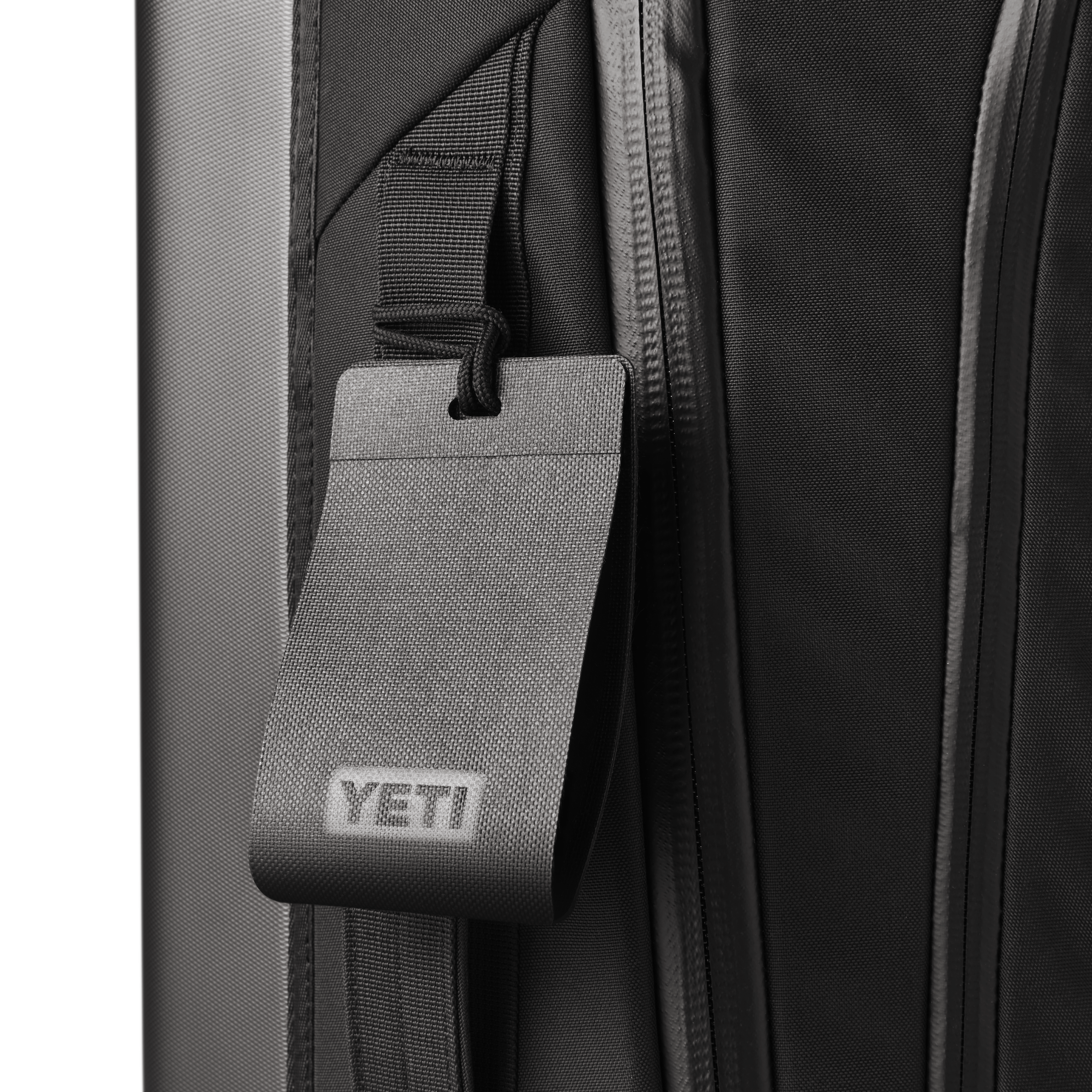 Crossroads® 35L / 22 Luggage