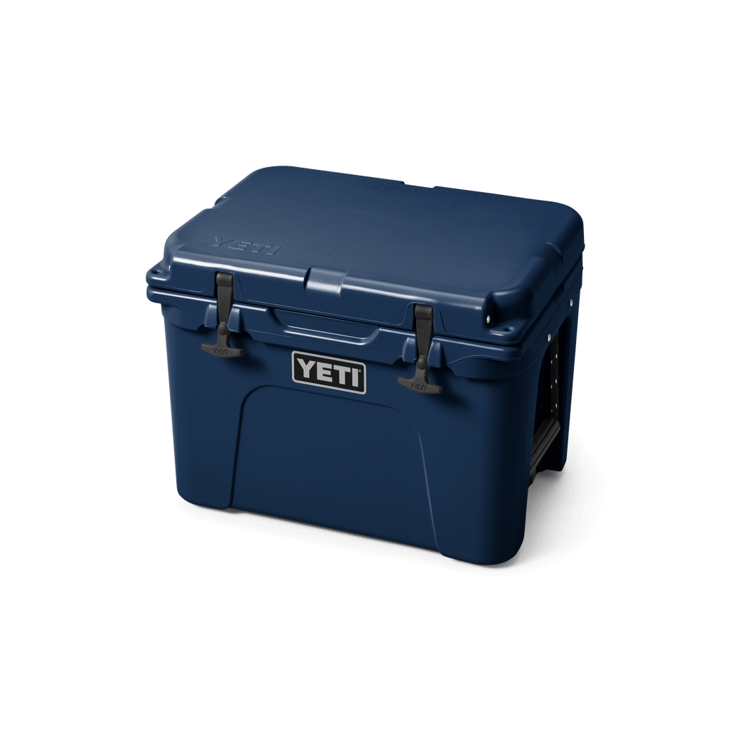 Tundra® 35 Cool Box
