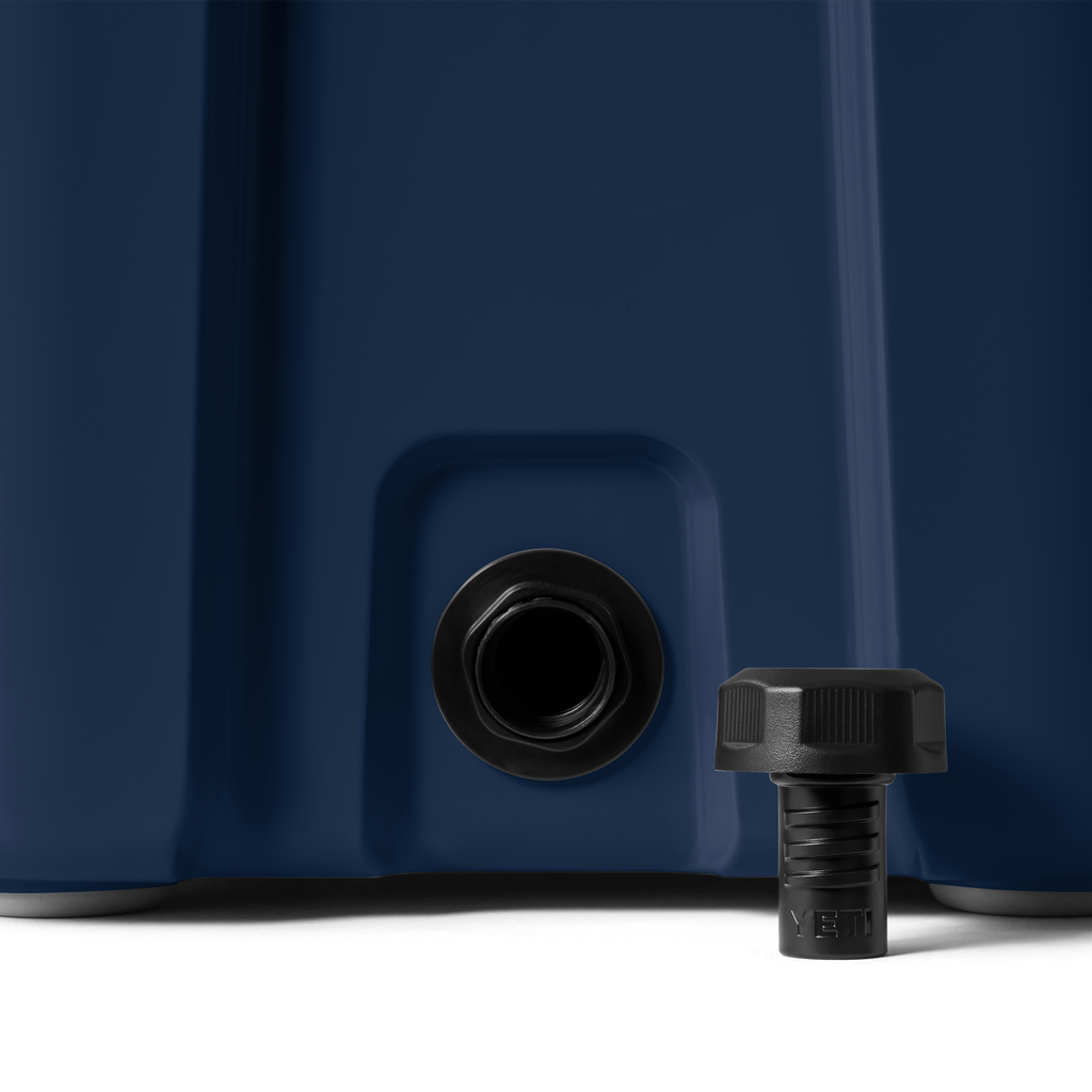 Roadie® 24 Cool Box